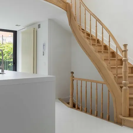 Spacious Belle Epoque House With Free Parking Ostenda Esterno foto