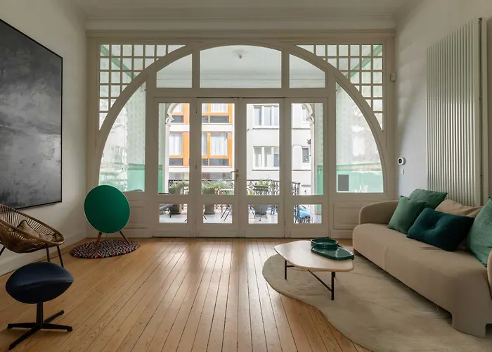 Spacious Belle Epoque House With Free Parking