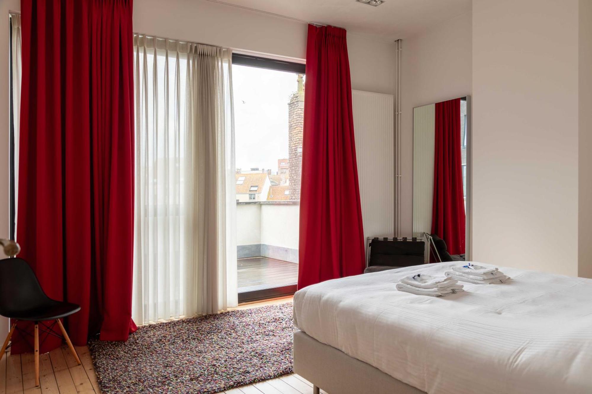 Spacious Belle Epoque House With Free Parking *